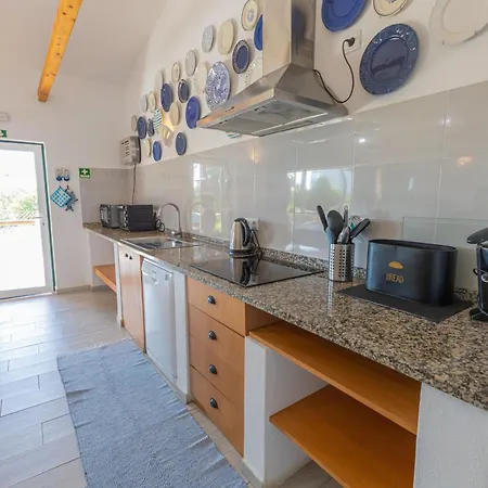 Feriehus Charming Farm In Rural Escape Alvor