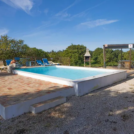 Charming Farm In Rural Escape