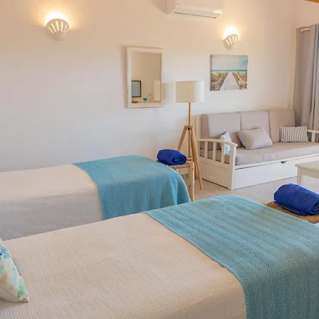Charming Farm In Rural Escape Alvor